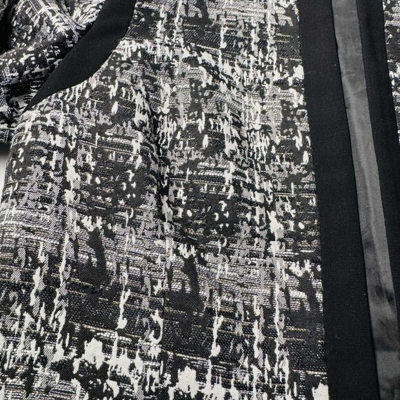 Kasper Black & White Textured Open Front Blazer - Size 6 - Picture 4 of 9